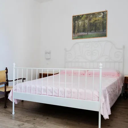 Alloggio per agriturismo Uliveto Secolare *